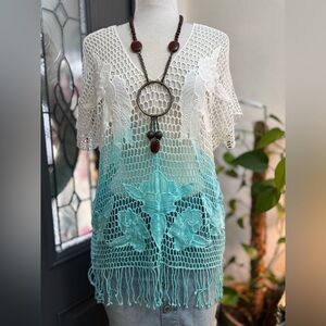 Pretty Fancy Turquoise to Cream Ombre Crochet Tassel Floral Appliqué Top